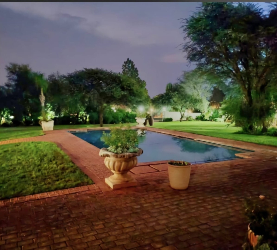 4 Bedroom Property for Sale in Wilkoppies North West